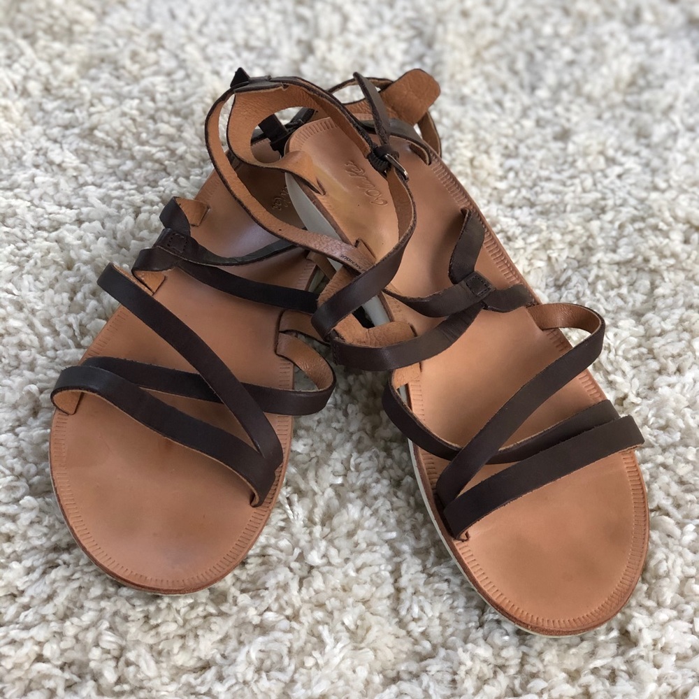 OluKai Po'iu Drk Brwn Leather Flat Strappy Sandal